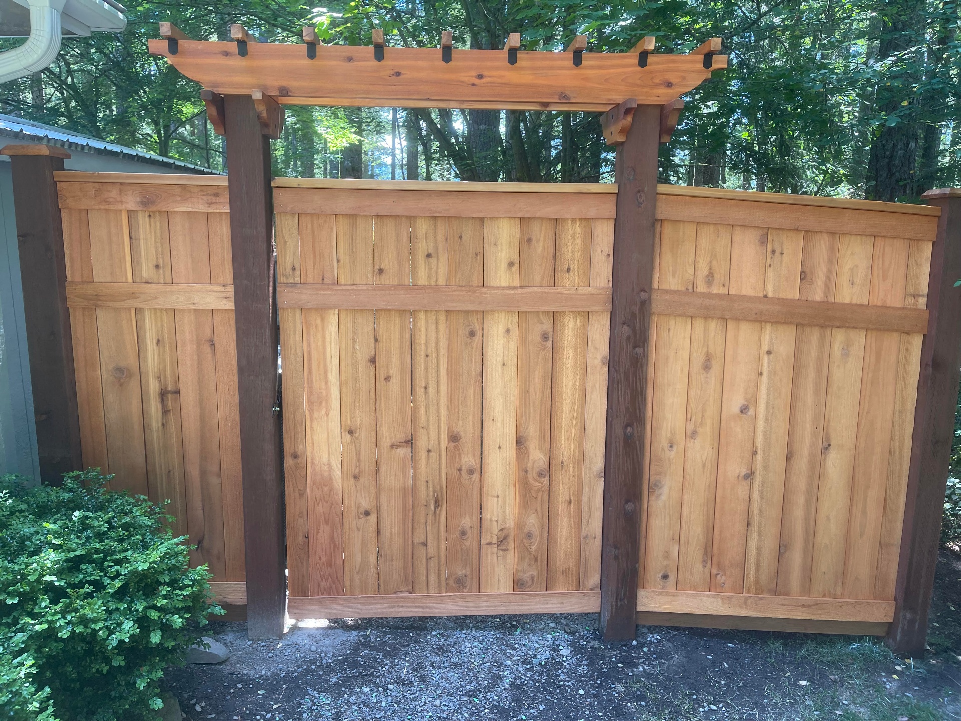 5.5" x 5.5" x 10' (6x6) post option for Seattle fences by MyFence.com